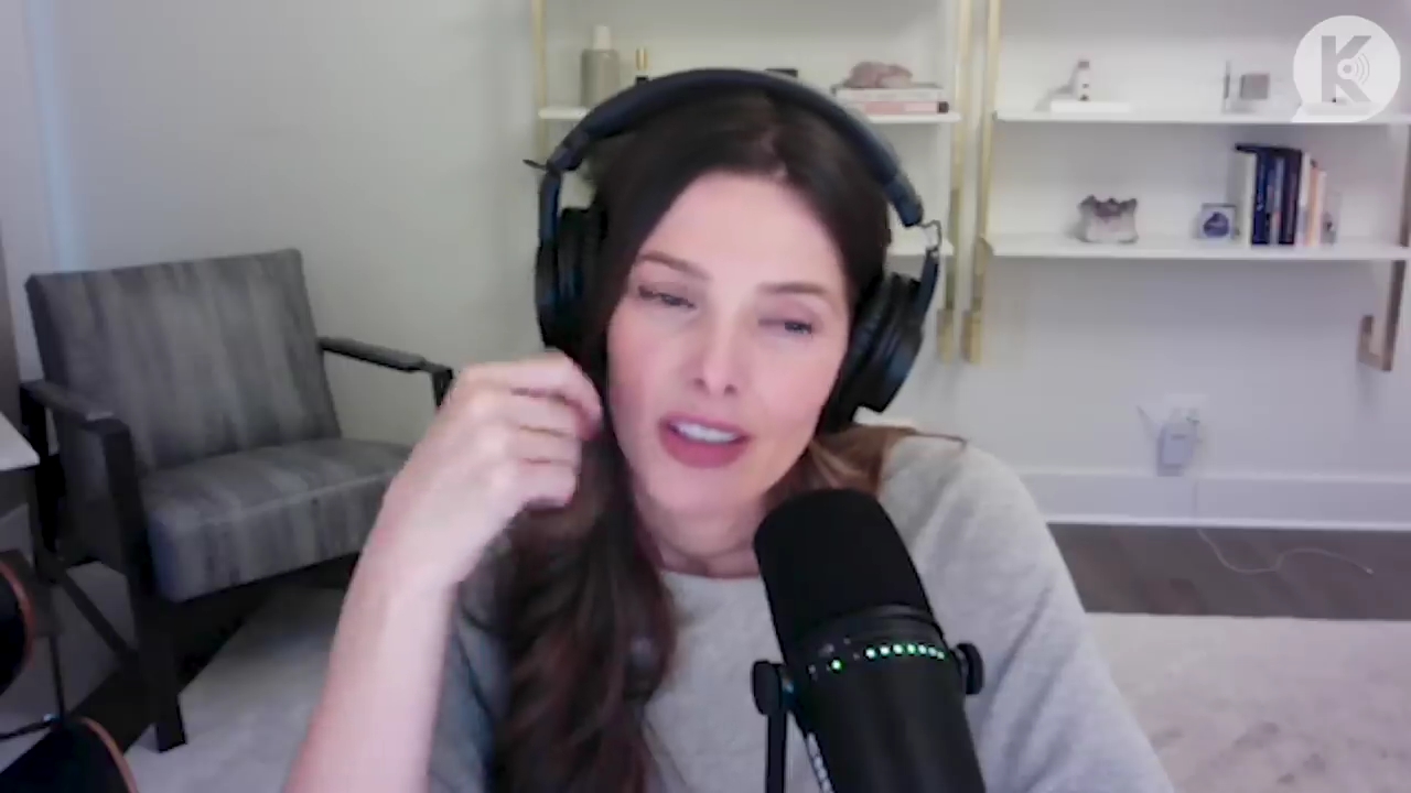 Ashley-Greene-dot-nl_TheTwilightEffect-TwihardForeverFandom0744.jpg