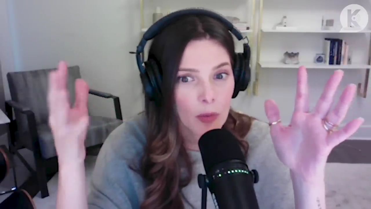 Ashley-Greene-dot-nl_TheTwilightEffect-TwihardForeverFandom0774.jpg Ashley-Greene-dot-nl_TheTwilightEffect-TwihardForeverFandom0774.jpg