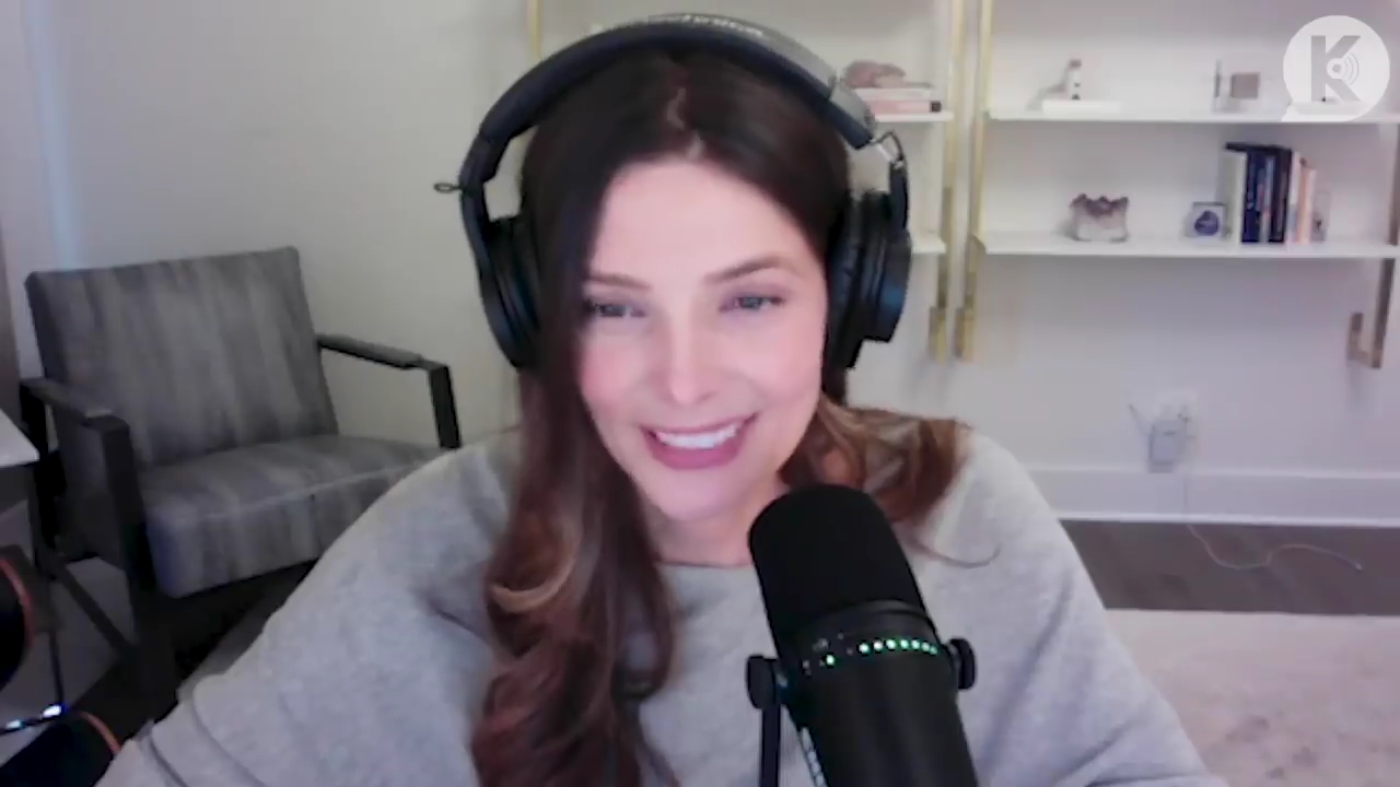 Ashley-Greene-dot-nl_TheTwilightEffect-TwihardForeverFandom0818.jpg
