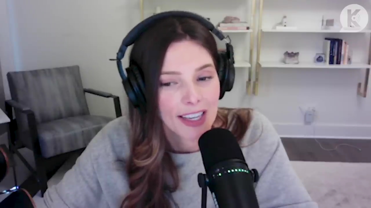 Ashley-Greene-dot-nl_TheTwilightEffect-TwihardForeverFandom0884.jpg Ashley-Greene-dot-nl_TheTwilightEffect-TwihardForeverFandom0884.jpg