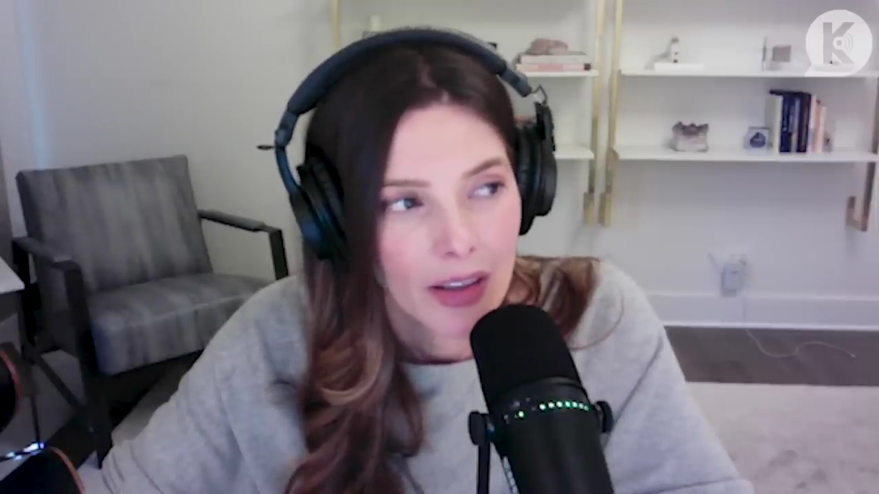 Ashley-Greene-dot-nl_TheTwilightEffect-TwihardForeverFandom0886.jpg Ashley-Greene-dot-nl_TheTwilightEffect-TwihardForeverFandom0886.jpg