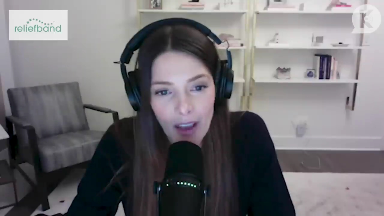 Ashley-Greene-dot-nl_TheTwilightEffect-TwihardForeverFandom0981.jpg Ashley-Greene-dot-nl_TheTwilightEffect-TwihardForeverFandom0981.jpg