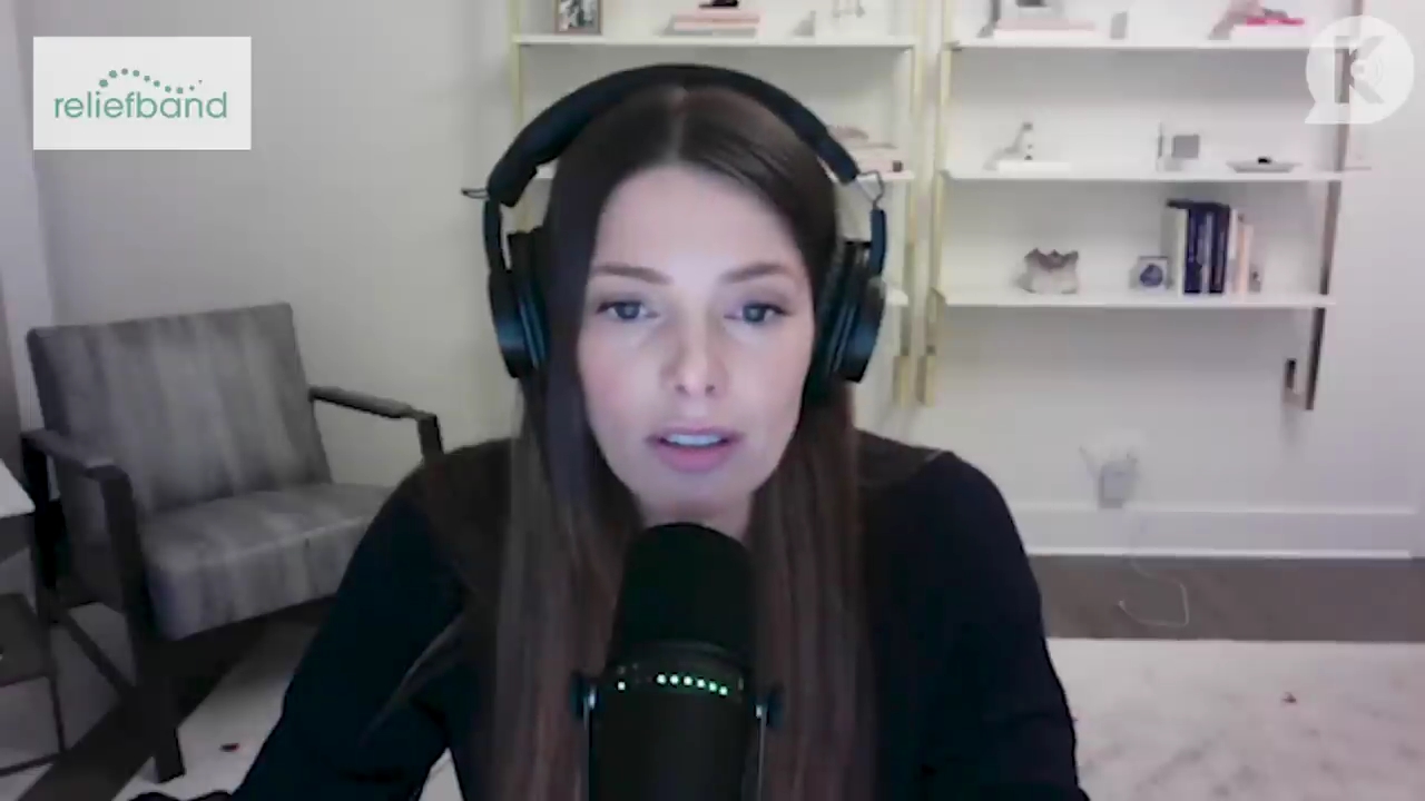 Ashley-Greene-dot-nl_TheTwilightEffect-TwihardForeverFandom1031.jpg Ashley-Greene-dot-nl_TheTwilightEffect-TwihardForeverFandom1031.jpg