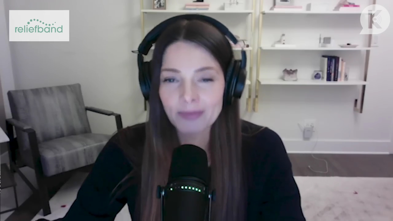 Ashley-Greene-dot-nl_TheTwilightEffect-TwihardForeverFandom1077.jpg Ashley-Greene-dot-nl_TheTwilightEffect-TwihardForeverFandom1077.jpg