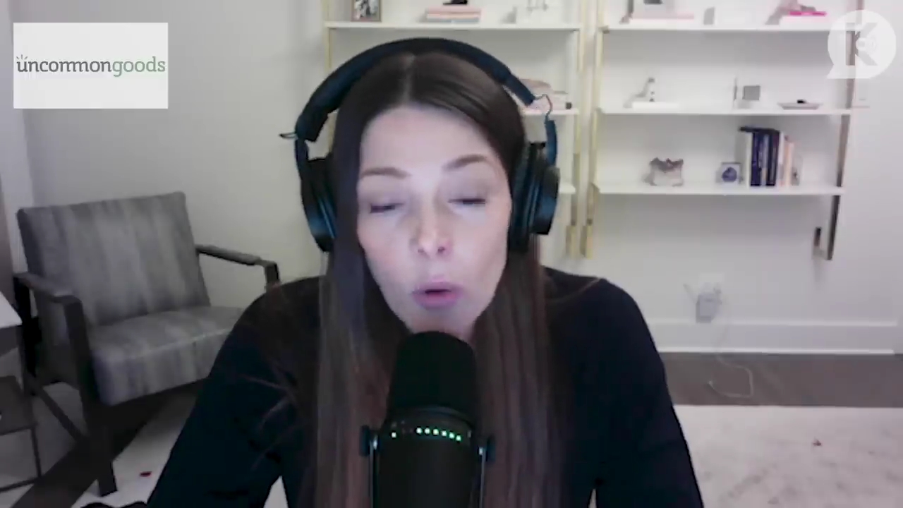 Ashley-Greene-dot-nl_TheTwilightEffect-TwihardForeverFandom1099.jpg Ashley-Greene-dot-nl_TheTwilightEffect-TwihardForeverFandom1099.jpg