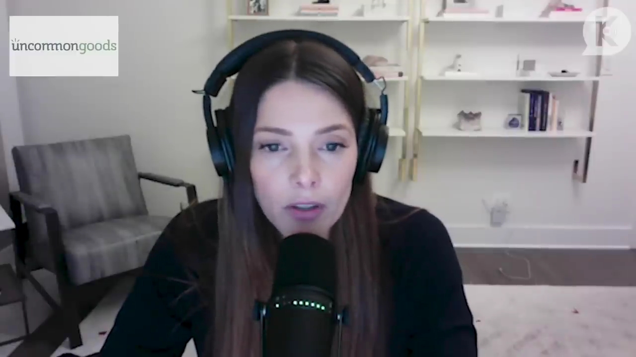 Ashley-Greene-dot-nl_TheTwilightEffect-TwihardForeverFandom1117.jpg Ashley-Greene-dot-nl_TheTwilightEffect-TwihardForeverFandom1117.jpg