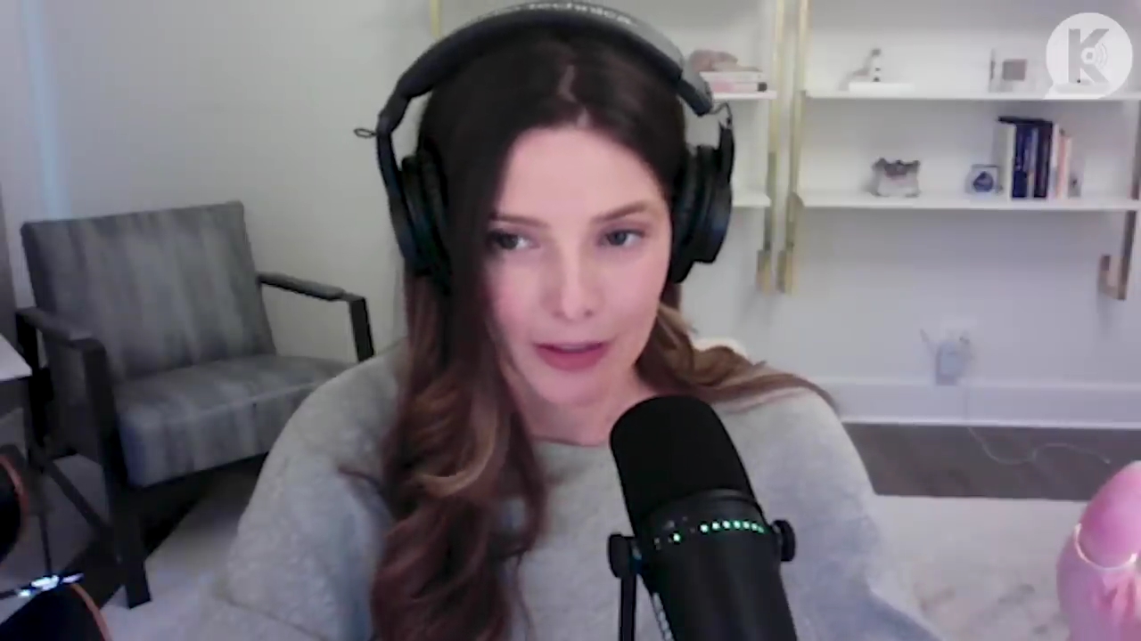 Ashley-Greene-dot-nl_TheTwilightEffect-TwihardForeverFandom1187.jpg Ashley-Greene-dot-nl_TheTwilightEffect-TwihardForeverFandom1187.jpg