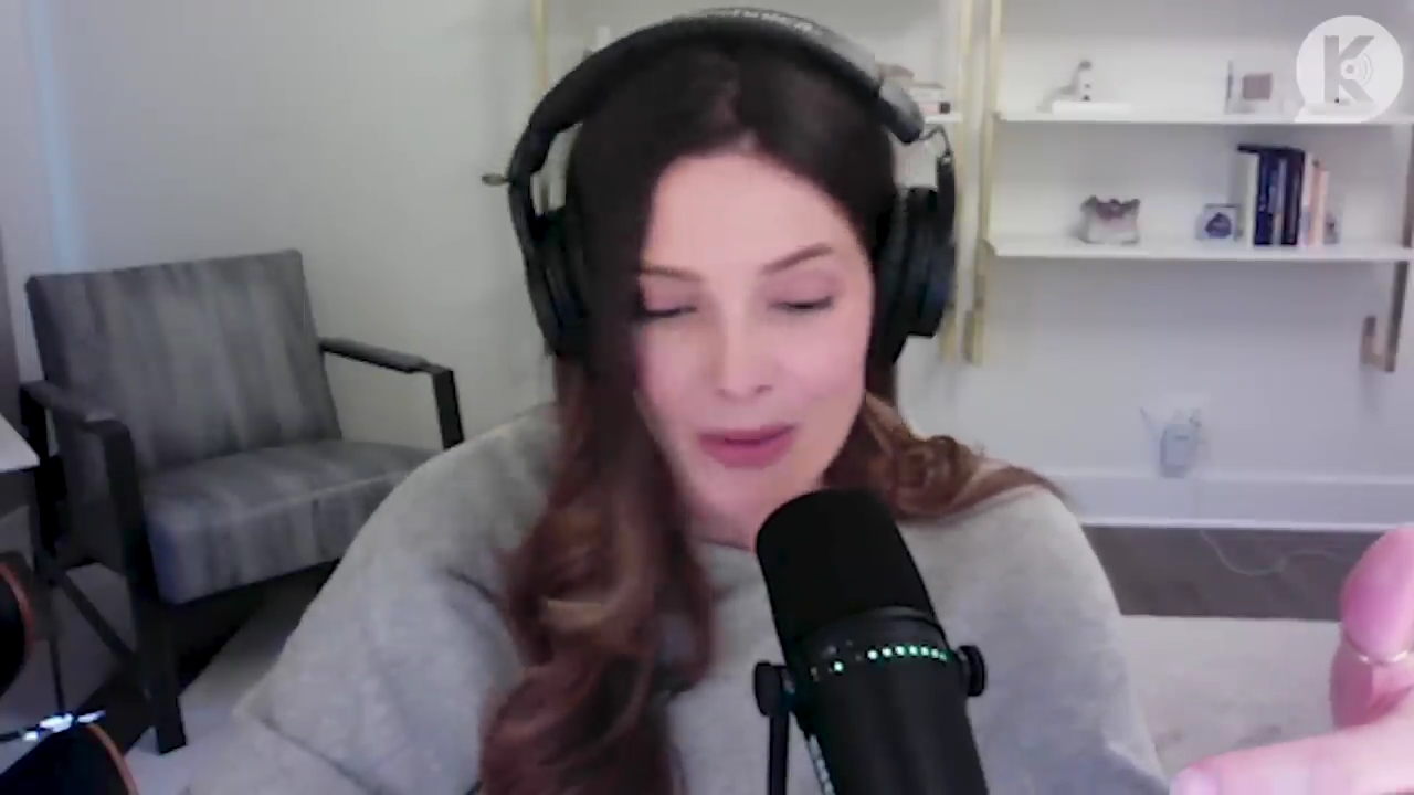 Ashley-Greene-dot-nl_TheTwilightEffect-TwihardForeverFandom1200.jpg Ashley-Greene-dot-nl_TheTwilightEffect-TwihardForeverFandom1200.jpg