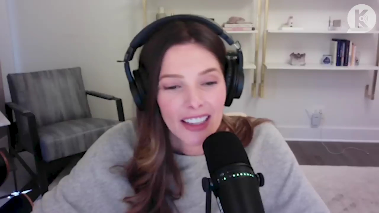 Ashley-Greene-dot-nl_TheTwilightEffect-TwihardForeverFandom1265.jpg Ashley-Greene-dot-nl_TheTwilightEffect-TwihardForeverFandom1265.jpg