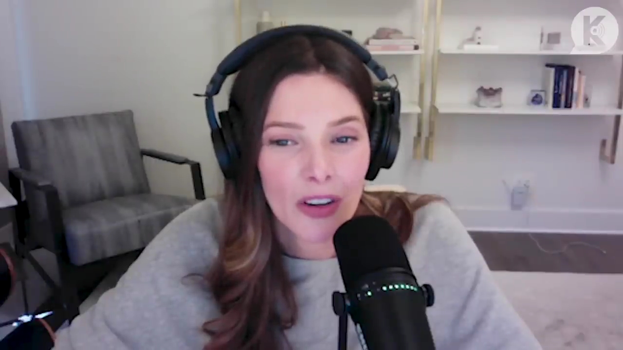 Ashley-Greene-dot-nl_TheTwilightEffect-TwihardForeverFandom1270.jpg