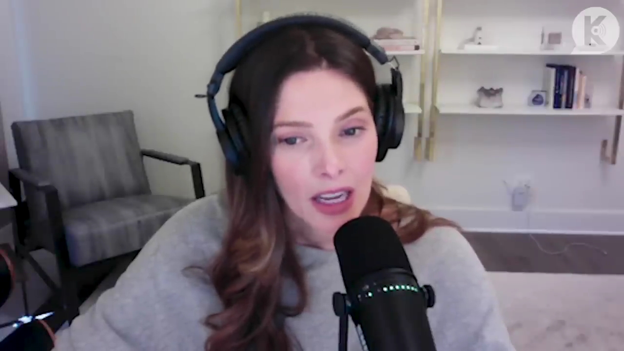 Ashley-Greene-dot-nl_TheTwilightEffect-TwihardForeverFandom1280.jpg Ashley-Greene-dot-nl_TheTwilightEffect-TwihardForeverFandom1280.jpg