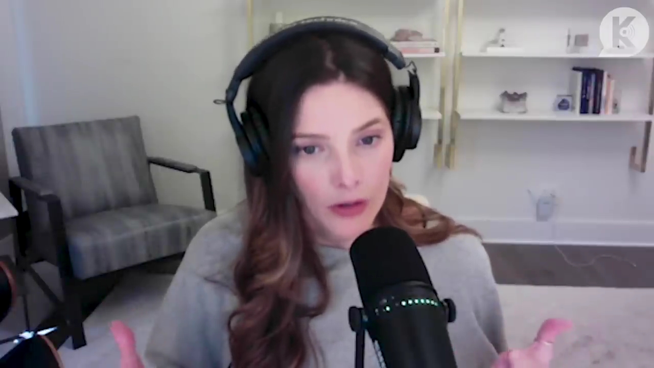 Ashley-Greene-dot-nl_TheTwilightEffect-TwihardForeverFandom1290.jpg Ashley-Greene-dot-nl_TheTwilightEffect-TwihardForeverFandom1290.jpg