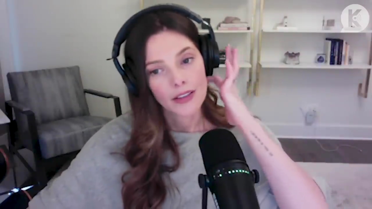 Ashley-Greene-dot-nl_TheTwilightEffect-TwihardForeverFandom1307.jpg Ashley-Greene-dot-nl_TheTwilightEffect-TwihardForeverFandom1307.jpg