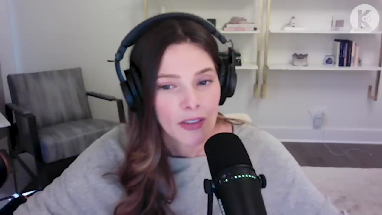 Ashley-Greene-dot-nl_TheTwilightEffect-TwihardForeverFandom1326.jpg Ashley-Greene-dot-nl_TheTwilightEffect-TwihardForeverFandom1326.jpg