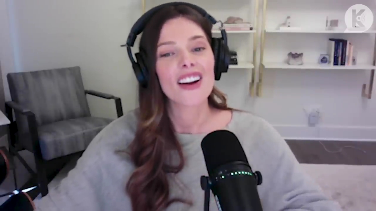 Ashley-Greene-dot-nl_TheTwilightEffect-TwihardForeverFandom1351.jpg Ashley-Greene-dot-nl_TheTwilightEffect-TwihardForeverFandom1351.jpg