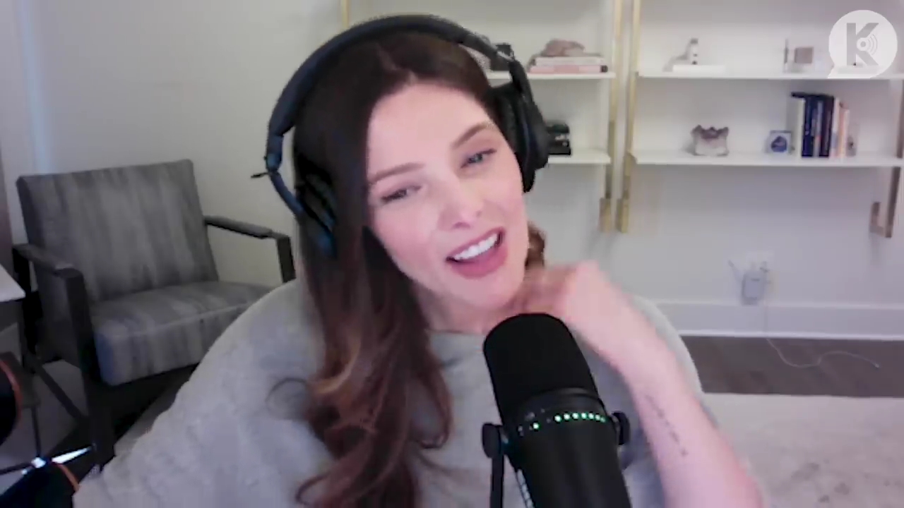 Ashley-Greene-dot-nl_TheTwilightEffect-TwihardForeverFandom1361.jpg Ashley-Greene-dot-nl_TheTwilightEffect-TwihardForeverFandom1361.jpg