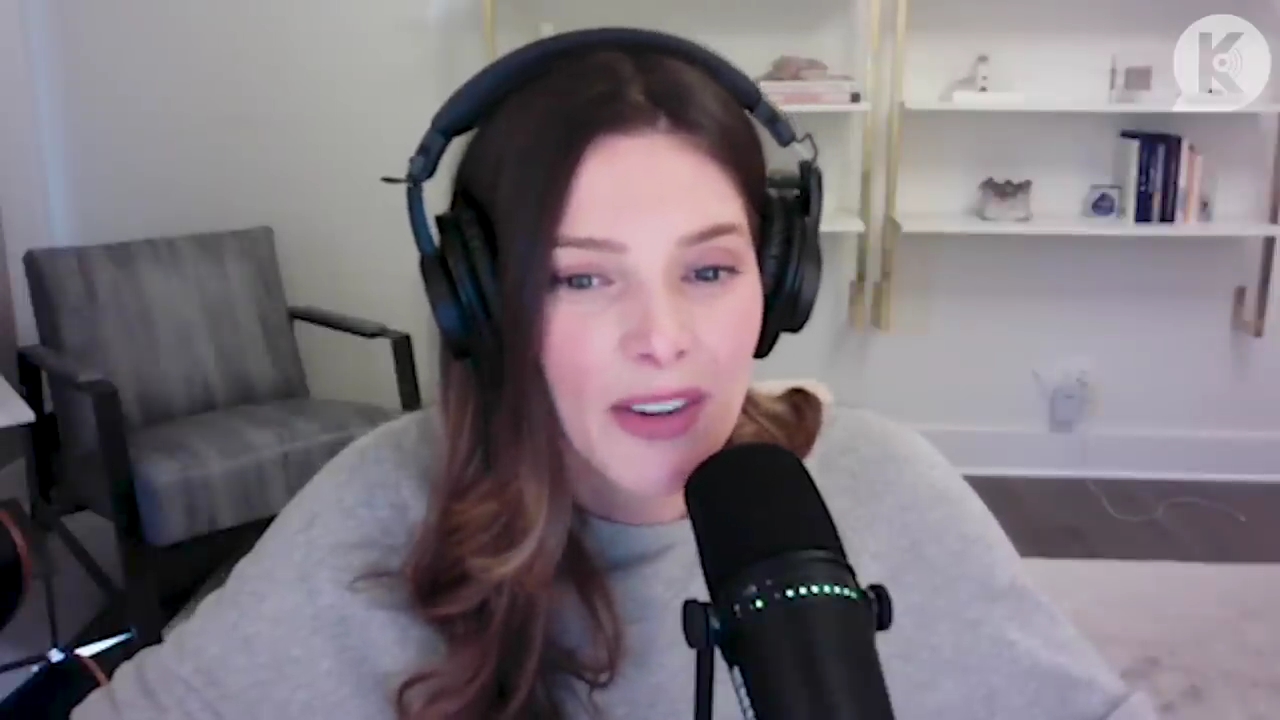 Ashley-Greene-dot-nl_TheTwilightEffect-TwihardForeverFandom1388.jpg