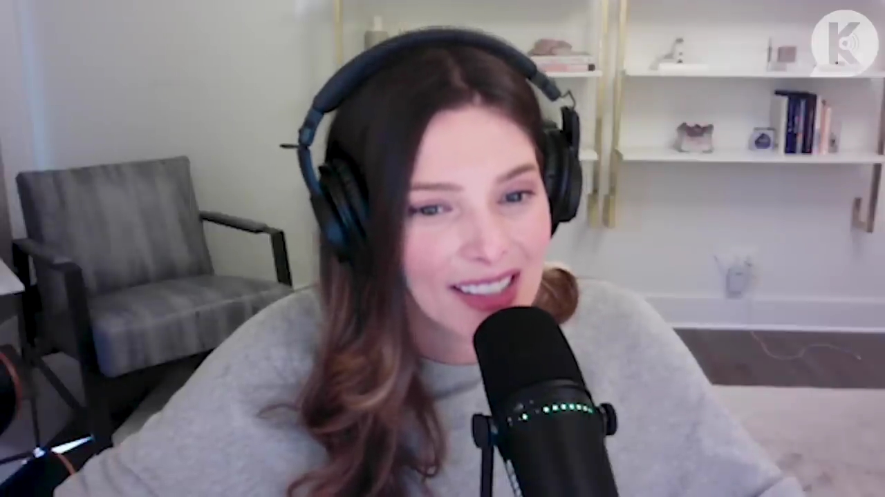 Ashley-Greene-dot-nl_TheTwilightEffect-TwihardForeverFandom1399.jpg Ashley-Greene-dot-nl_TheTwilightEffect-TwihardForeverFandom1399.jpg