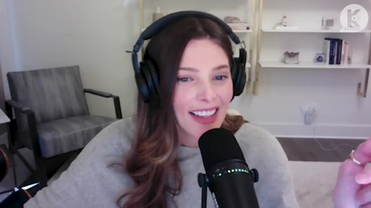 Ashley-Greene-dot-nl_TheTwilightEffect-TwihardForeverFandom1408.jpg Ashley-Greene-dot-nl_TheTwilightEffect-TwihardForeverFandom1408.jpg