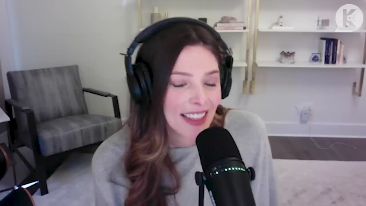 Ashley-Greene-dot-nl_TheTwilightEffect-TwihardForeverFandom1419.jpg