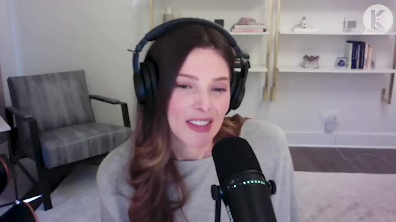 Ashley-Greene-dot-nl_TheTwilightEffect-TwihardForeverFandom1420.jpg