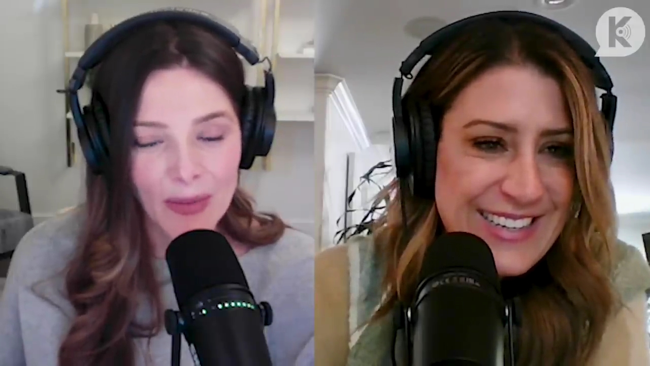 Ashley-Greene-dot-nl_TheTwilightEffect-TwihardForeverFandom1438.jpg Ashley-Greene-dot-nl_TheTwilightEffect-TwihardForeverFandom1438.jpg