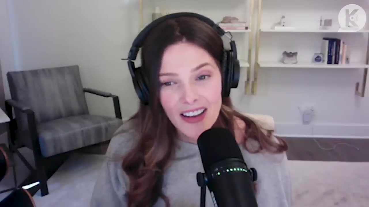 Ashley-Greene-dot-nl_TheTwilightEffect-TwihardForeverFandom1462.jpg Ashley-Greene-dot-nl_TheTwilightEffect-TwihardForeverFandom1462.jpg