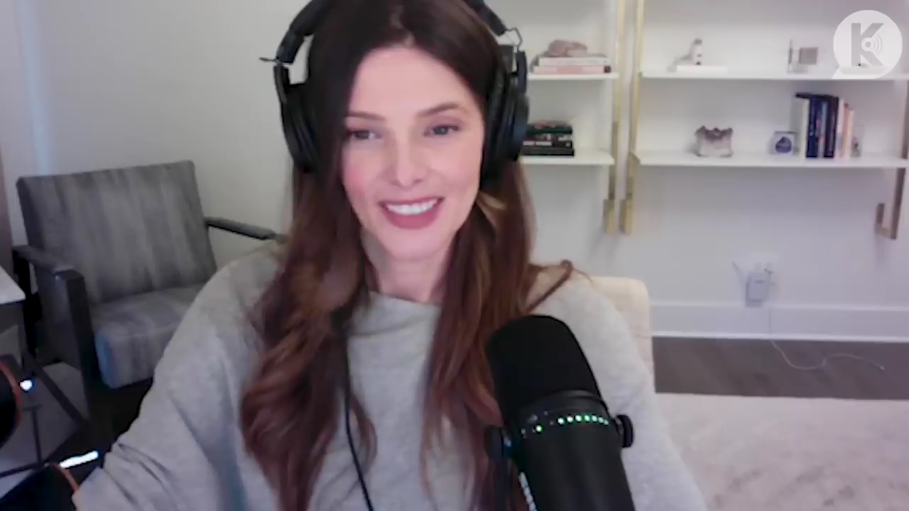 Ashley-Greene-dot-nl_TheTwilightEffect-TwihardForeverFandom1584.jpg
