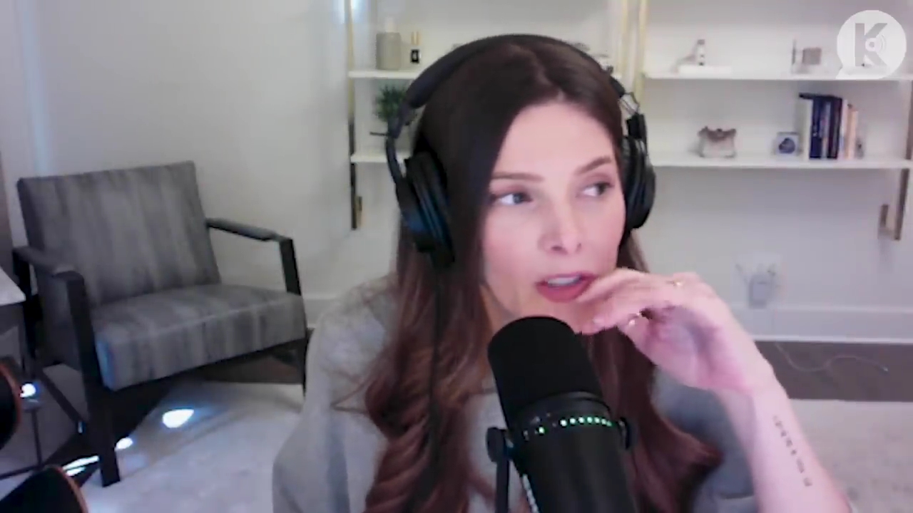 Ashley-Greene-dot-nl_TheTwilightEffect-TwihardForeverFandom1731.jpg Ashley-Greene-dot-nl_TheTwilightEffect-TwihardForeverFandom1731.jpg