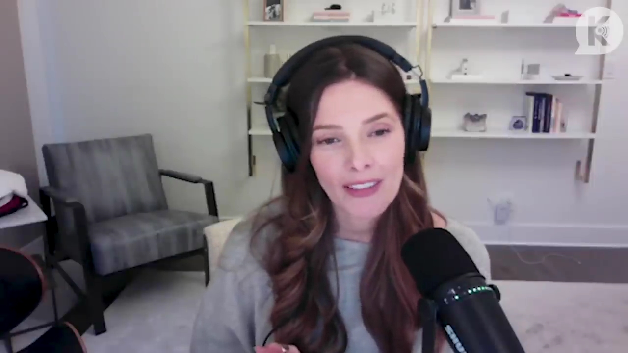 Ashley-Greene-dot-nl_TheTwilightEffect-TwihardForeverFandom1771.jpg