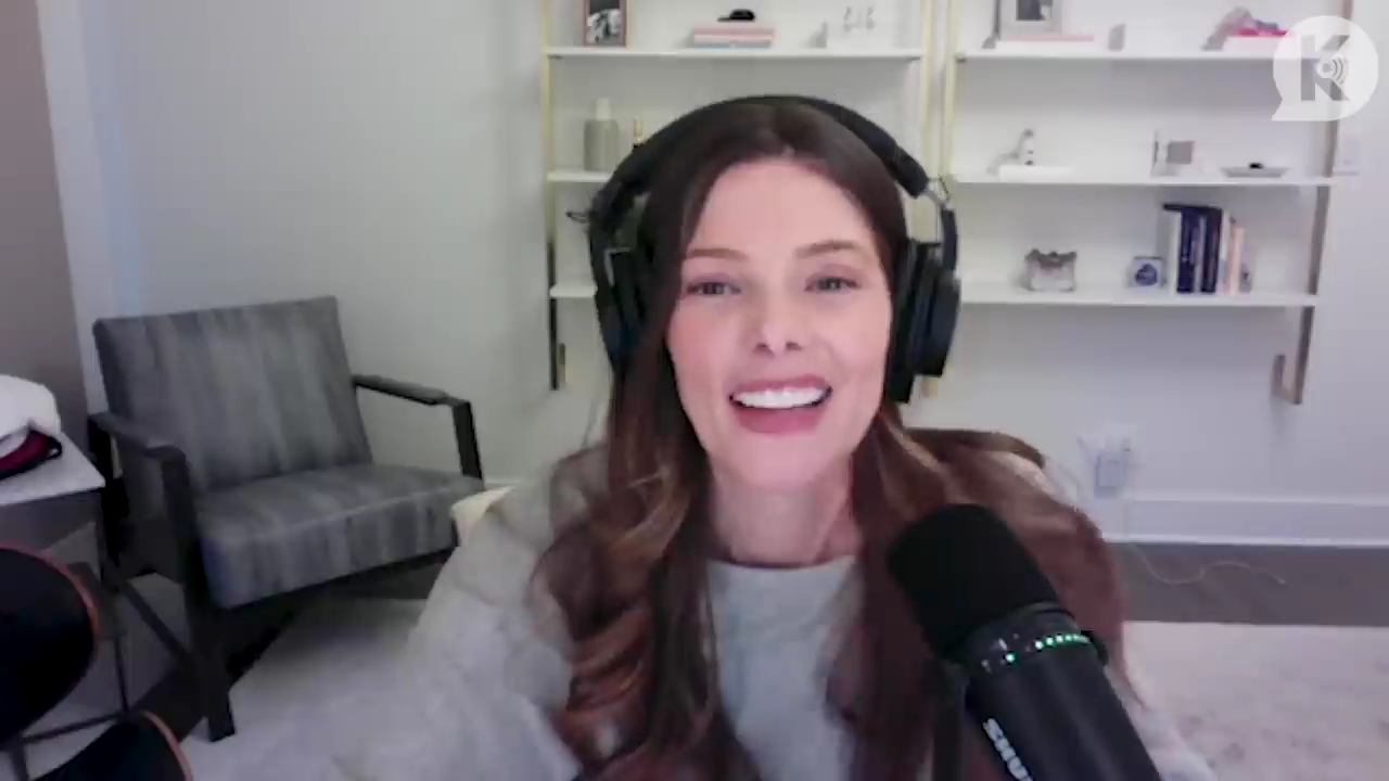 Ashley-Greene-dot-nl_TheTwilightEffect-TwihardForeverFandom1901.jpg