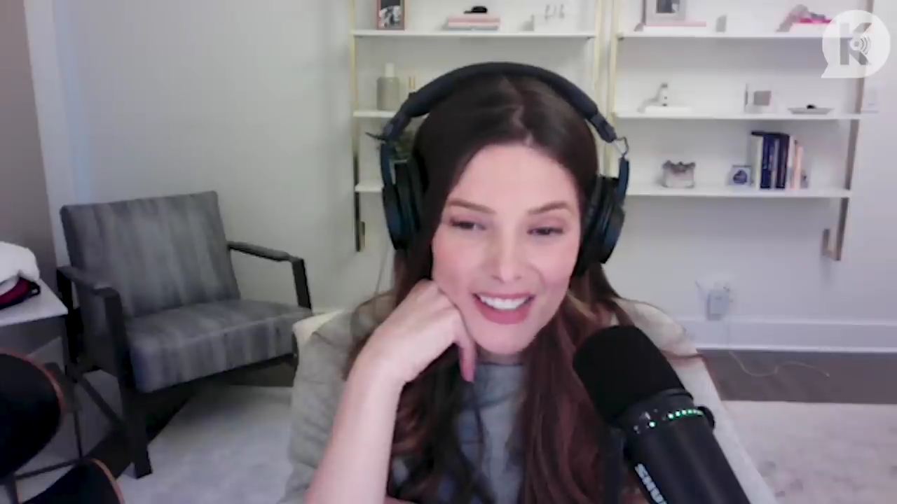 Ashley-Greene-dot-nl_TheTwilightEffect-TwihardForeverFandom2079.jpg Ashley-Greene-dot-nl_TheTwilightEffect-TwihardForeverFandom2079.jpg