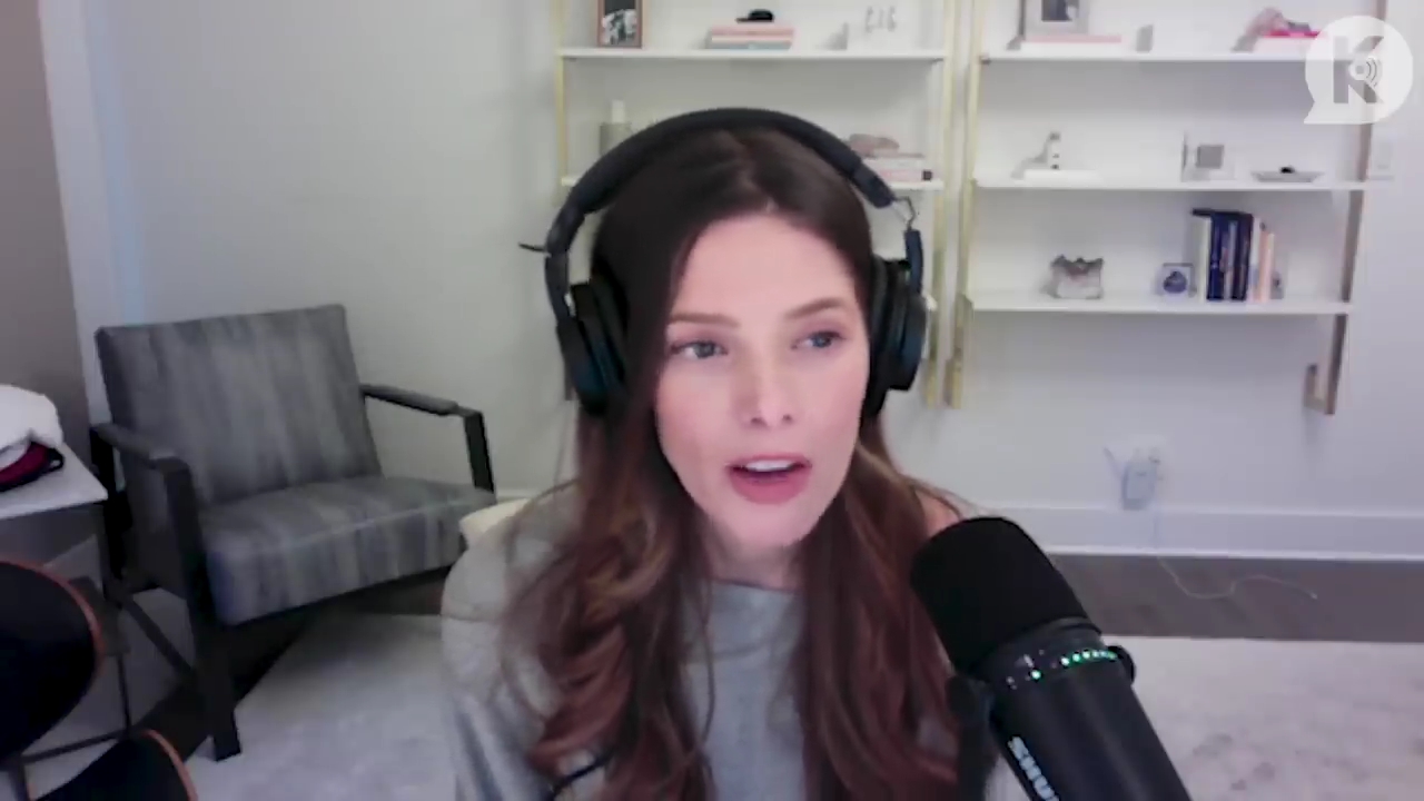 Ashley-Greene-dot-nl_TheTwilightEffect-TwihardForeverFandom2230.jpg Ashley-Greene-dot-nl_TheTwilightEffect-TwihardForeverFandom2230.jpg