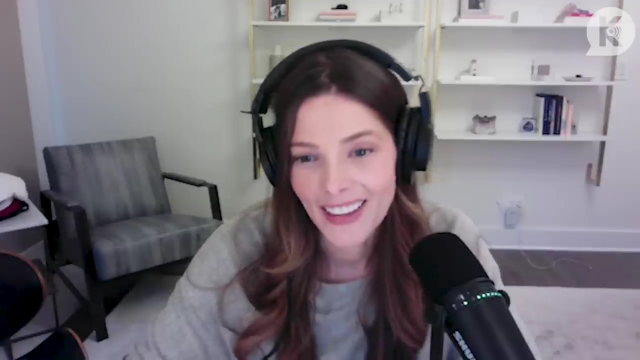 Ashley-Greene-dot-nl_TheTwilightEffect-TwihardForeverFandom2527.jpg Ashley-Greene-dot-nl_TheTwilightEffect-TwihardForeverFandom2527.jpg