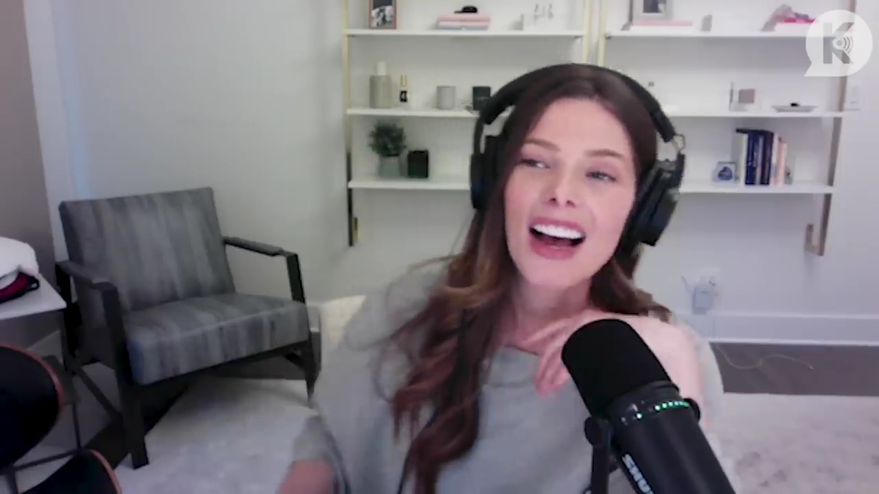 Ashley-Greene-dot-nl_TheTwilightEffect-TwihardForeverFandom2578.jpg Ashley-Greene-dot-nl_TheTwilightEffect-TwihardForeverFandom2578.jpg