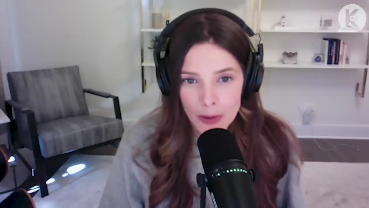 Ashley-Greene-dot-nl_TheTwilightEffect-TwihardForeverFandom2653.jpg Ashley-Greene-dot-nl_TheTwilightEffect-TwihardForeverFandom2653.jpg