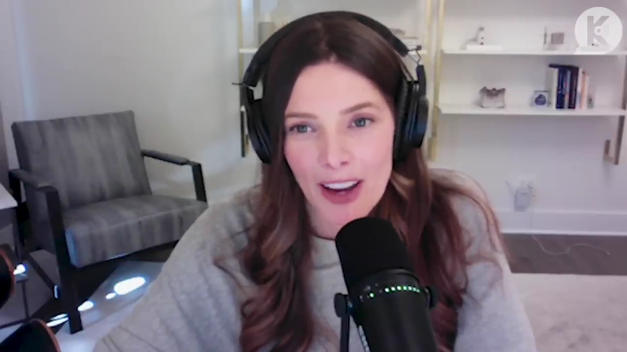 Ashley-Greene-dot-nl_TheTwilightEffect-TwihardForeverFandom2659.jpg Ashley-Greene-dot-nl_TheTwilightEffect-TwihardForeverFandom2659.jpg