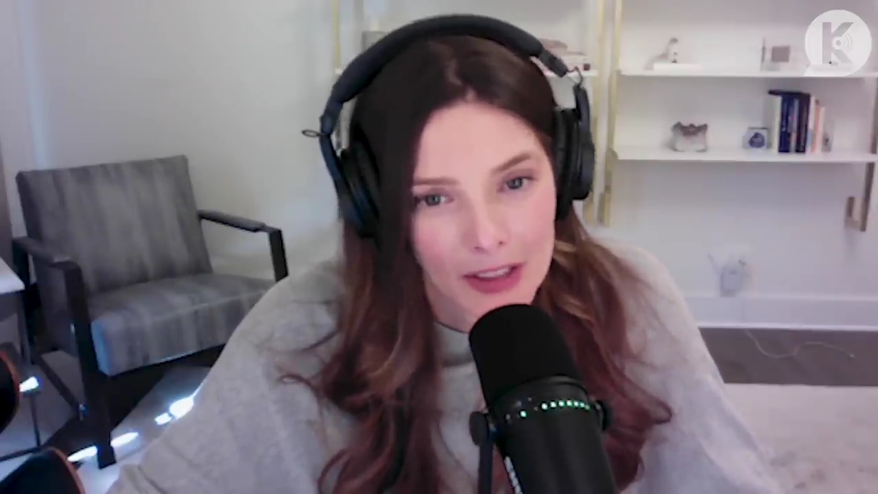 Ashley-Greene-dot-nl_TheTwilightEffect-TwihardForeverFandom2824.jpg Ashley-Greene-dot-nl_TheTwilightEffect-TwihardForeverFandom2824.jpg