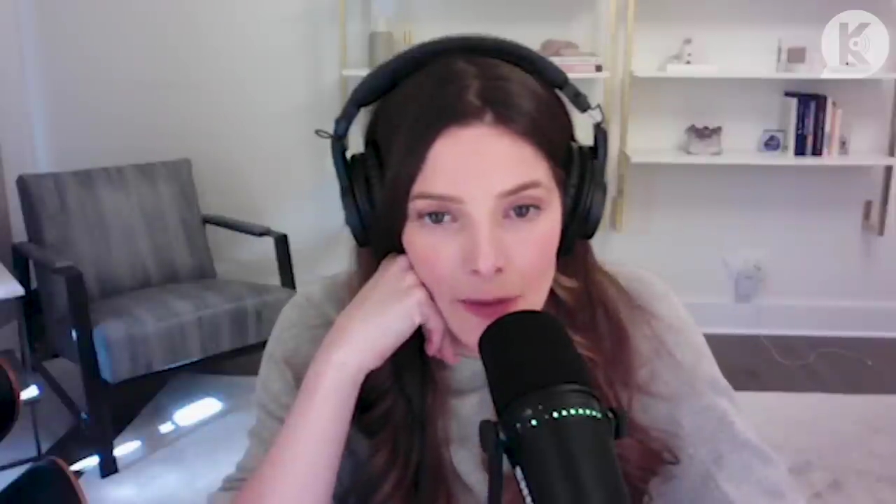 Ashley-Greene-dot-nl_TheTwilightEffect-TwihardForeverFandom2835.jpg Ashley-Greene-dot-nl_TheTwilightEffect-TwihardForeverFandom2835.jpg