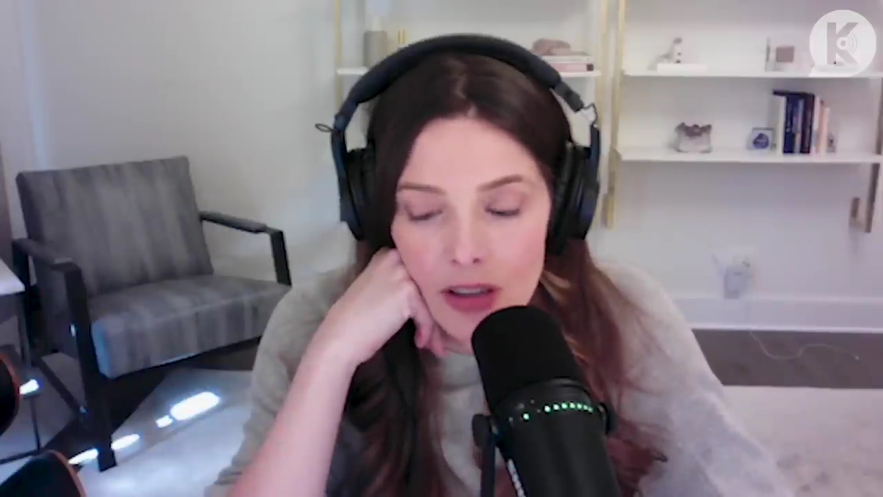 Ashley-Greene-dot-nl_TheTwilightEffect-TwihardForeverFandom2836.jpg Ashley-Greene-dot-nl_TheTwilightEffect-TwihardForeverFandom2836.jpg