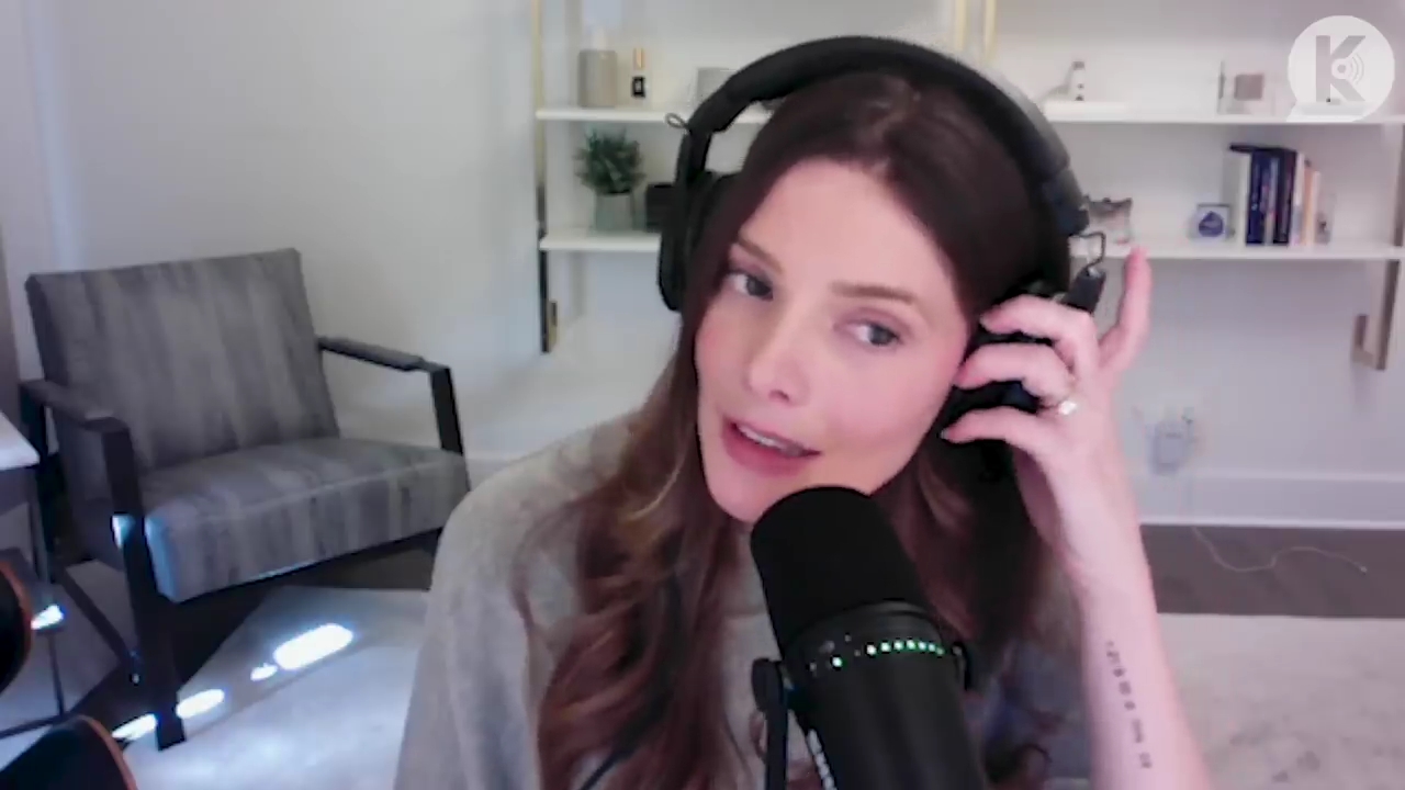 Ashley-Greene-dot-nl_TheTwilightEffect-TwihardForeverFandom2883.jpg Ashley-Greene-dot-nl_TheTwilightEffect-TwihardForeverFandom2883.jpg