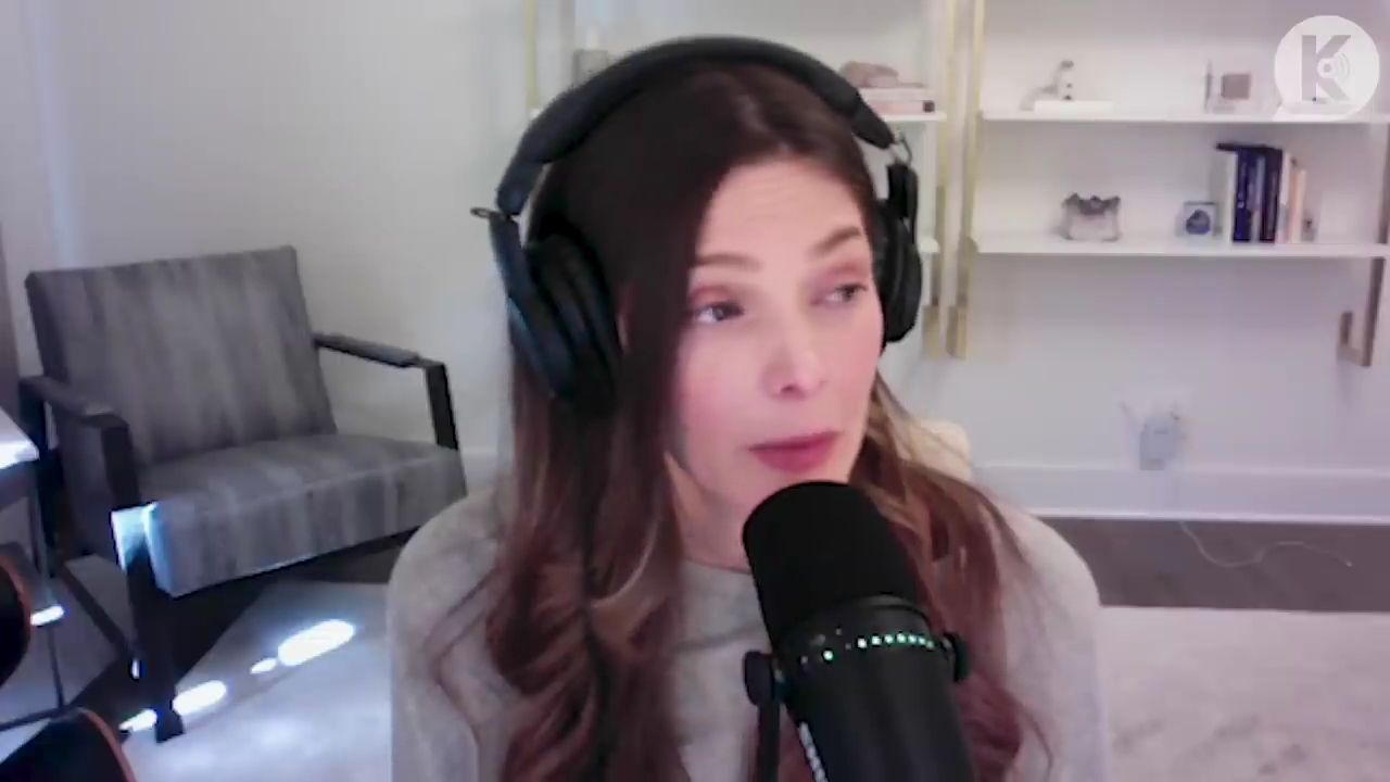 Ashley-Greene-dot-nl_TheTwilightEffect-TwihardForeverFandom2978.jpg Ashley-Greene-dot-nl_TheTwilightEffect-TwihardForeverFandom2978.jpg