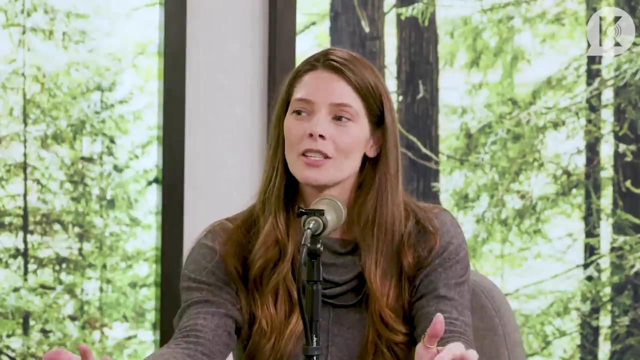 Ashley-Greene-dot-nl_TheTwilightEffect-TwilightCostumeDesignerWendyChuck0084.jpg Ashley-Greene-dot-nl_TheTwilightEffect-TwilightCostumeDesignerWendyChuck0084.jpg