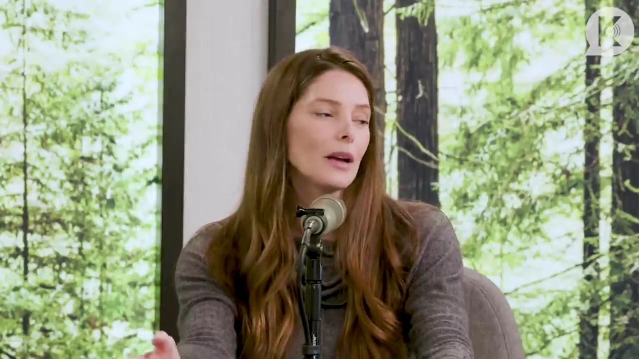 Ashley-Greene-dot-nl_TheTwilightEffect-TwilightCostumeDesignerWendyChuck0198.jpg Ashley-Greene-dot-nl_TheTwilightEffect-TwilightCostumeDesignerWendyChuck0198.jpg