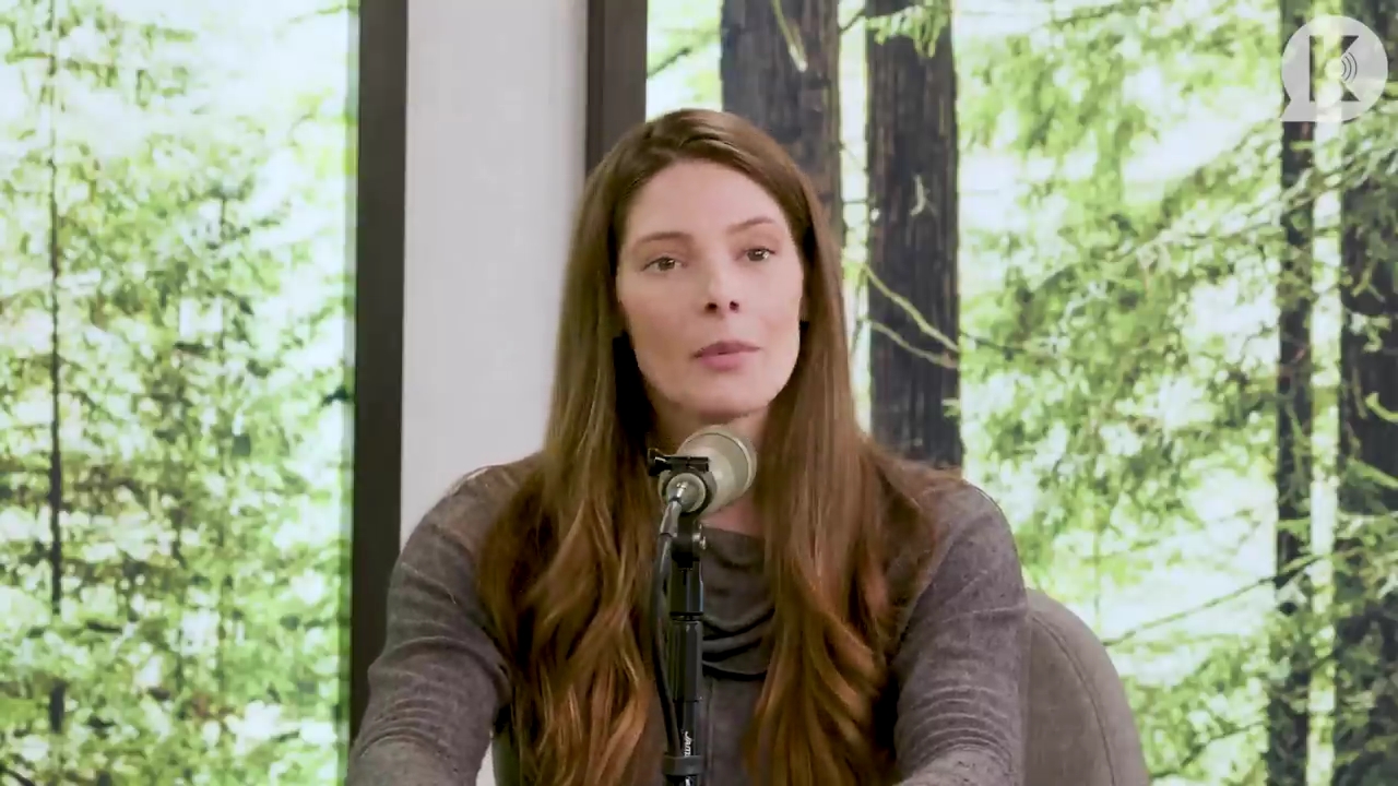 Ashley-Greene-dot-nl_TheTwilightEffect-TwilightCostumeDesignerWendyChuck0313.jpg Ashley-Greene-dot-nl_TheTwilightEffect-TwilightCostumeDesignerWendyChuck0313.jpg