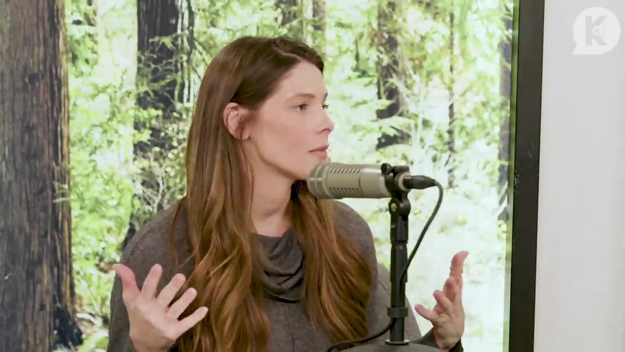 Ashley-Greene-dot-nl_TheTwilightEffect-TwilightCostumeDesignerWendyChuck0524.jpg Ashley-Greene-dot-nl_TheTwilightEffect-TwilightCostumeDesignerWendyChuck0524.jpg