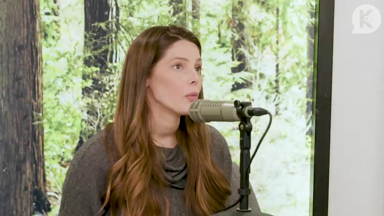 Ashley-Greene-dot-nl_TheTwilightEffect-TwilightCostumeDesignerWendyChuck0667.jpg Ashley-Greene-dot-nl_TheTwilightEffect-TwilightCostumeDesignerWendyChuck0667.jpg