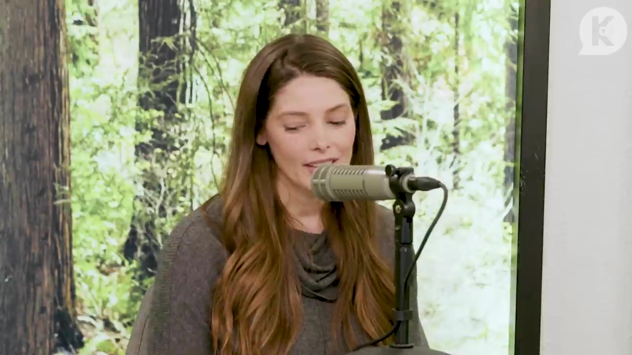 Ashley-Greene-dot-nl_TheTwilightEffect-TwilightCostumeDesignerWendyChuck0735.jpg Ashley-Greene-dot-nl_TheTwilightEffect-TwilightCostumeDesignerWendyChuck0735.jpg