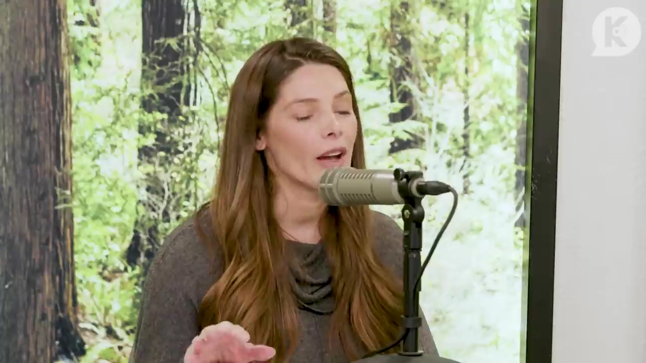 Ashley-Greene-dot-nl_TheTwilightEffect-TwilightCostumeDesignerWendyChuck0757.jpg Ashley-Greene-dot-nl_TheTwilightEffect-TwilightCostumeDesignerWendyChuck0757.jpg