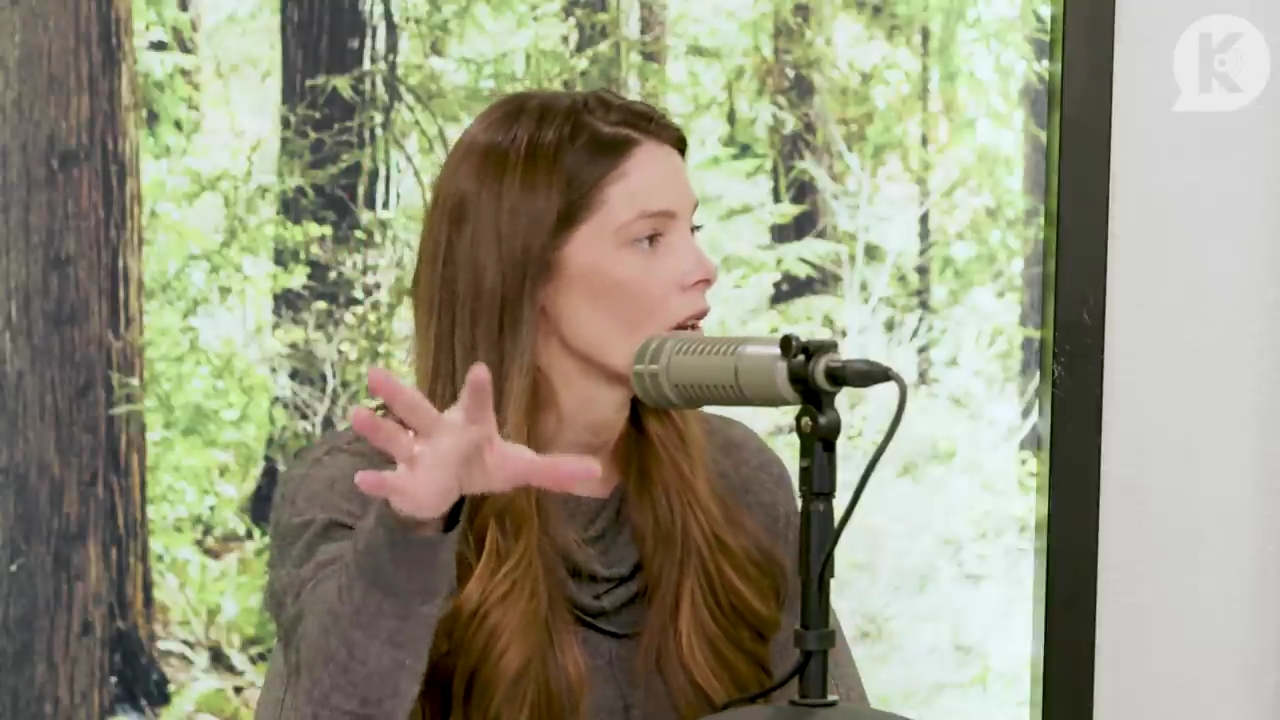 Ashley-Greene-dot-nl_TheTwilightEffect-TwilightCostumeDesignerWendyChuck0760.jpg Ashley-Greene-dot-nl_TheTwilightEffect-TwilightCostumeDesignerWendyChuck0760.jpg